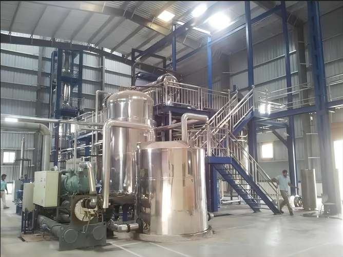 Base Oil Solvent Extraction machine