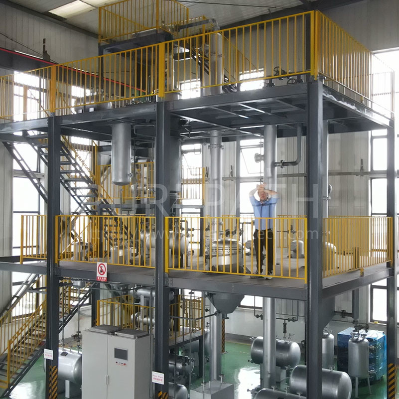 crude base oil refining