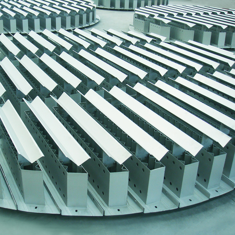 Detachable trough disc type gas-liquid distributor