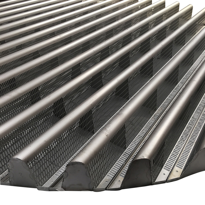 hump support for packings