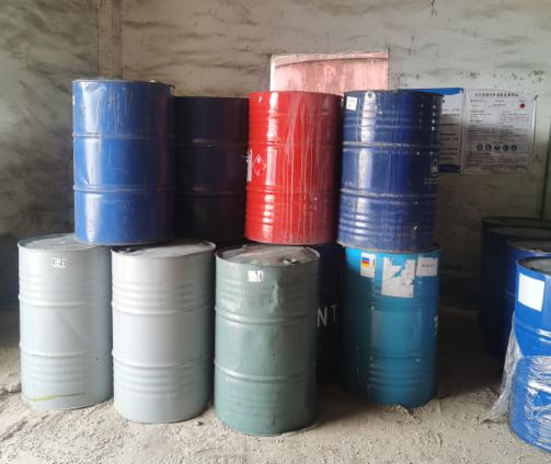 Store Used Engine Oil