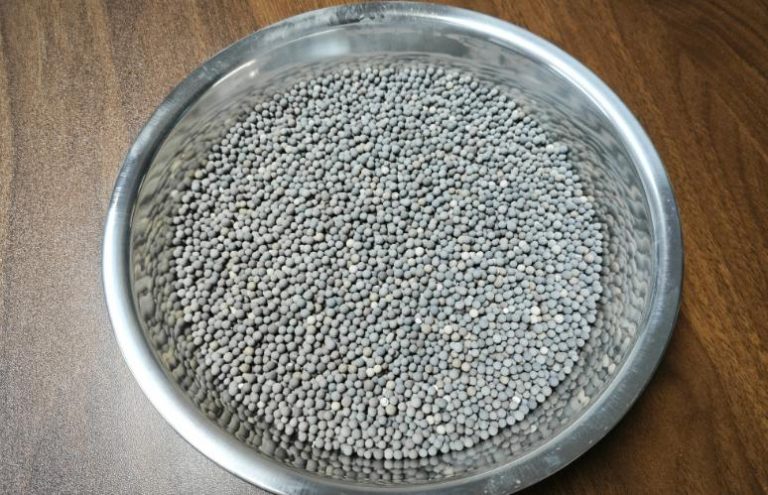 What are the Types of Chemicals for Petroleum Refining?
