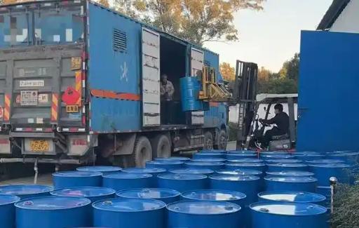 Handling Hazardous Waste Oil