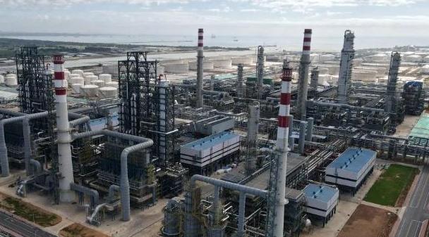 Hydro-finishing plant